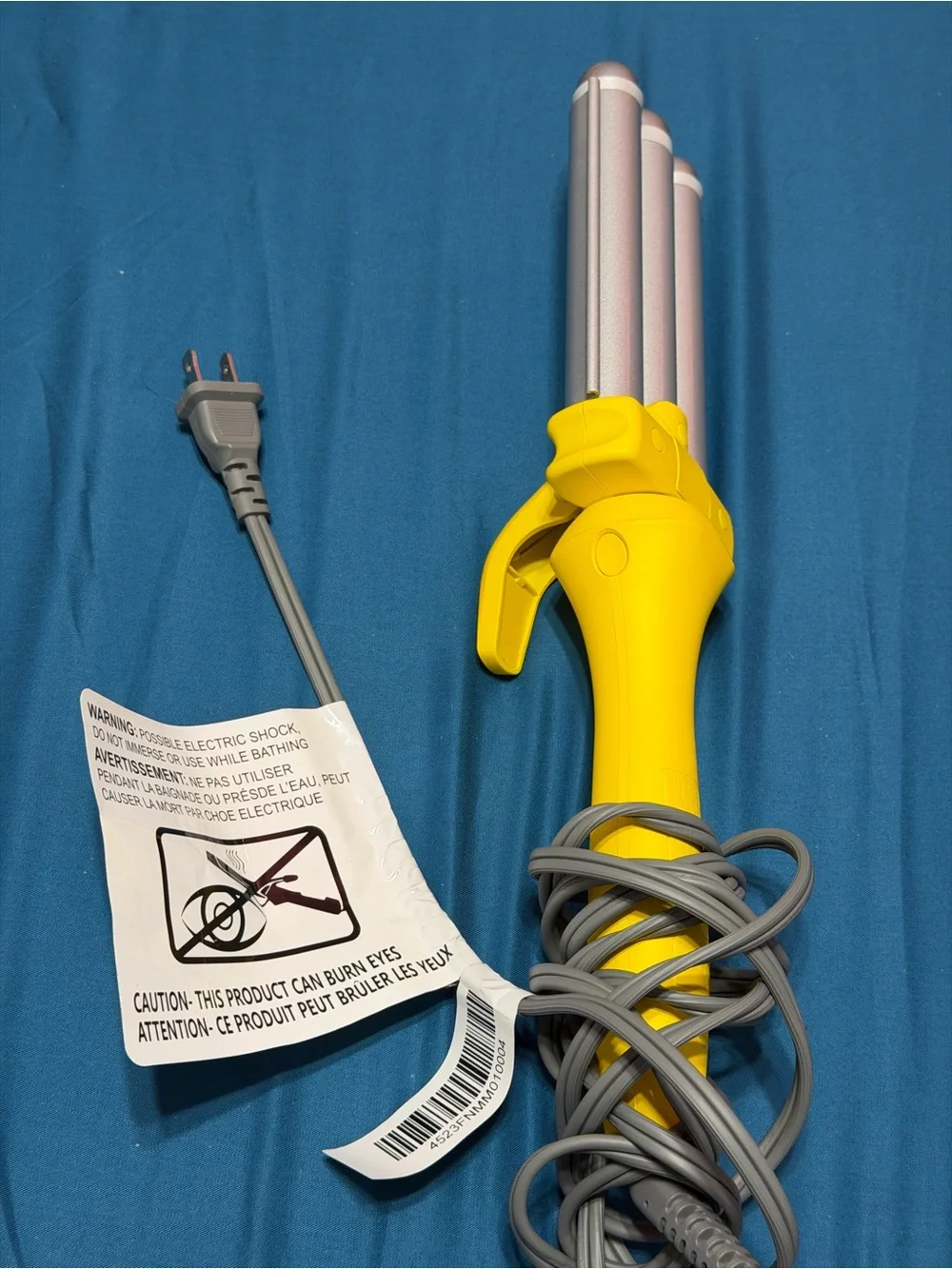 Drybar Triple Barrel Curling Iron Wand Yellow Model 900-2525-4 Used Works